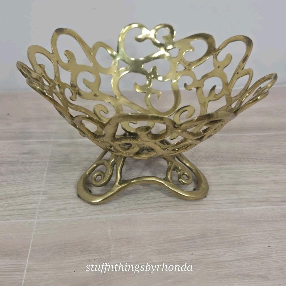 Vintage ORNATE Filigree Bright Brass Pedestal BOWL Footed 6.5" x 4" x 4"